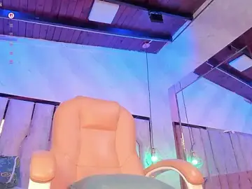 Stripchat Best Webcam of ari_monet