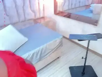 Stripchat Best Webcam of ari_monet