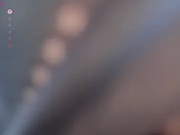 Stripchat Free Live Porn of ari_monet