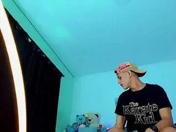 Stripchat Best Webcam of Liamscott_