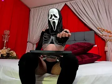 Stripchat Free Live Porn of kamila_twink_sexy