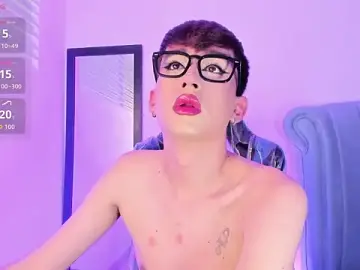 Stripchat Sex Cam of Chris_boy_