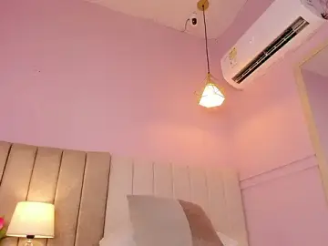 Stripchat Adult Webcam of _lucia_18