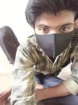 Stripchat Free Live Porn of Yash_Sharma18