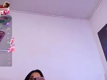 Stripchat Adult Webcam of Veruzca_love