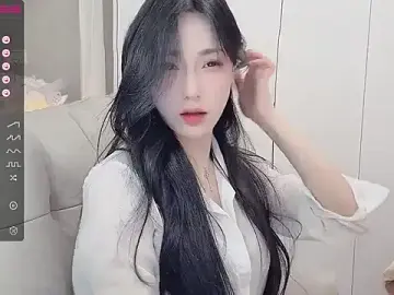 Stripchat Free Porn Cam of uuxiaocai