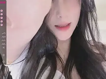 Stripchat Live Sex Cam of uuxiaocai