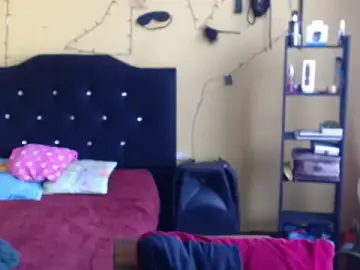 Stripchat Live Porn of Violet_And_Smith