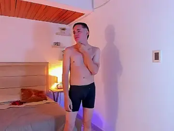 Stripchat Live Sex Cam of Fun_Wallen