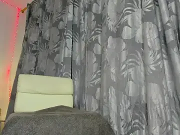 Stripchat Sex Cam of shantallhotxx