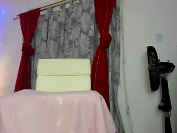 Stripchat Best Webcam of shantallhotxx