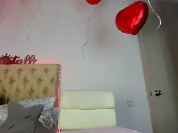Stripchat Best Webcam of shantallhotxx