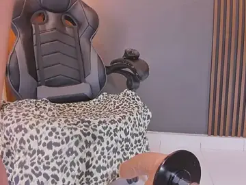 Stripchat Live Porn of Alahia_Rodriguez