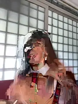 Stripchat Sex Cam of Alahia_Rodriguez