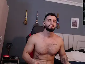 Stripchat Free Porn Cam of AndyBlass
