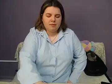 Stripchat Live Sex Cam of so_shy