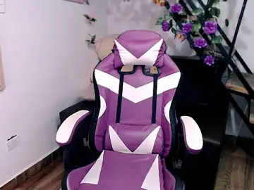 Stripchat Free Porn Cam of samantha_baby_