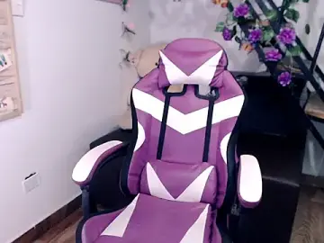 Stripchat Free Porn Cam of samantha_baby_