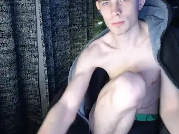 Stripchat Live Sex Cam of Student_Oliver