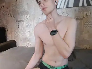 Stripchat Free Porn Cam of Student_Oliver