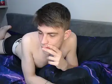 Stripchat Watch Live Sex Cams of Student_Oliver