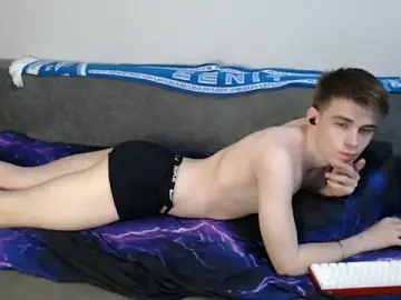 Stripchat Watch Live Sex Cams of Student_Oliver
