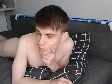 Stripchat Live Sex of Student_Oliver