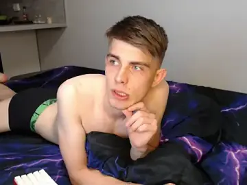 Stripchat Best live sex cam show of Student_Oliver