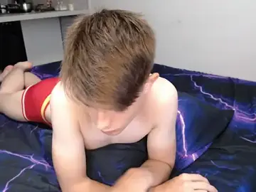 Stripchat Adult Webcam of Student_Oliver
