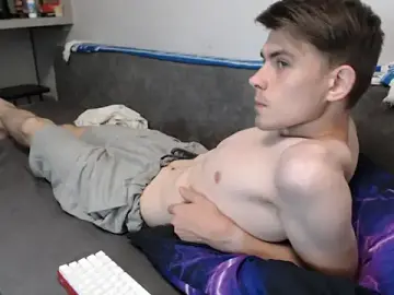 Stripchat Sex Cam of Student_Oliver