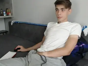 Stripchat Adult Webcam of Student_Oliver