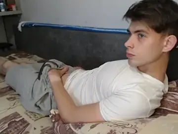 Stripchat Adult Video Chat of Student_Oliver