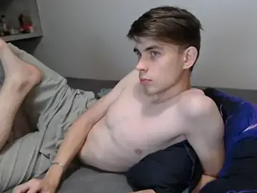 Stripchat Best live sex cam show of Student_Oliver