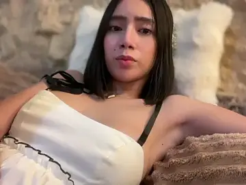 Stripchat Nude Webcam of GenesisCastillano