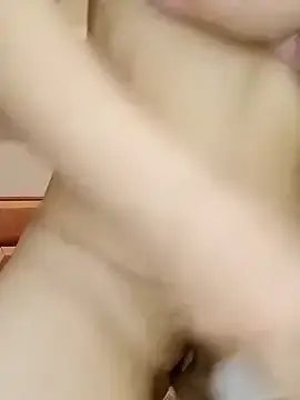 Stripchat Live Sex Cam of Nathahot69