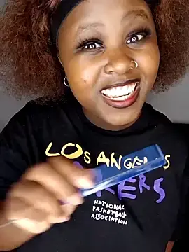 Stripchat Watch Live Sex Cams of SELYS_NANA