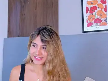 Stripchat Live Porn of ZoehAngel