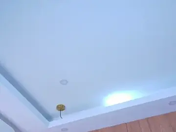 Stripchat Watch Live Sex Cams of ZoehAngel