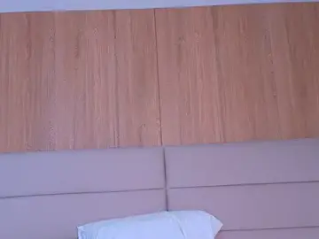 Stripchat Best Webcam of ZoehAngel