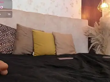 Stripchat Free Porn Cam of IvannaRosse_