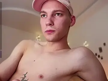 Stripchat Free Porn Cam of davey_ebash