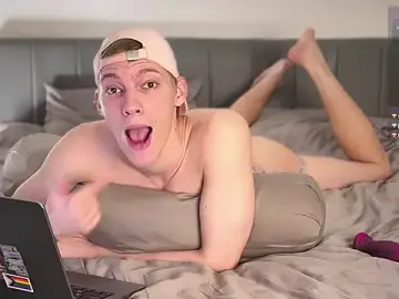 Stripchat Watch Live Sex Cams of davey_ebash