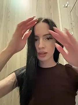 Stripchat Live Sex of flora_off
