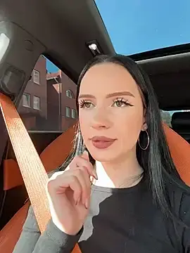 Stripchat Sex Cam of flora_off