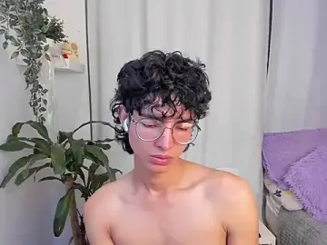 Stripchat Adult Webcams of santy-kitty