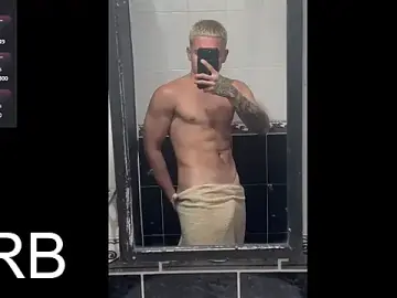 Stripchat Adult Webcam of DerekOlsen