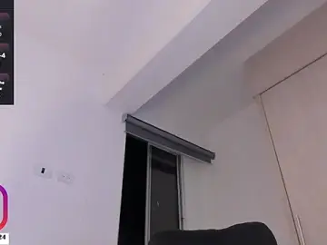Stripchat Sex Cam of DerekOlsen