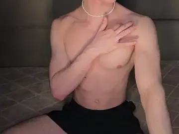 Stripchat Free Live Porn of adam_21cm__