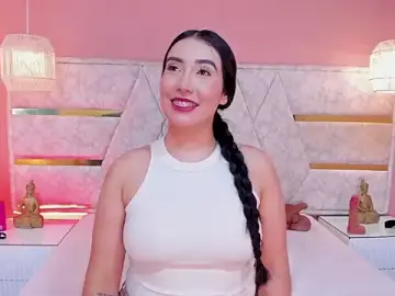 Stripchat Live Sex Cam of melany_saenz