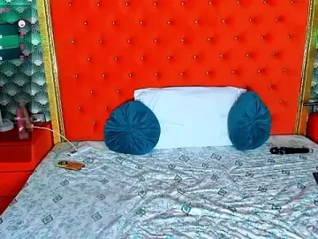 Stripchat Adult Webcam of VallerieJones